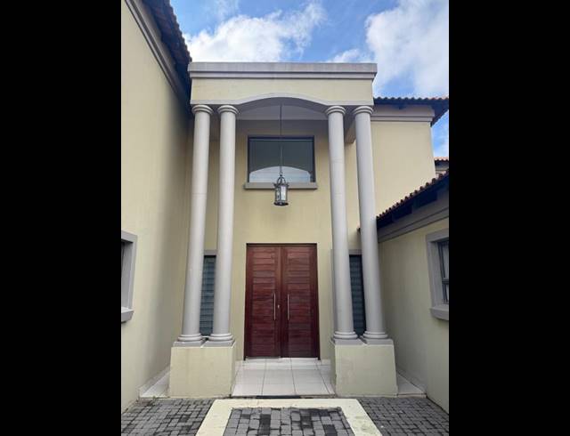 5 BEDROOM HOUSE FOR SALE IN MIDLANDS ESTATE